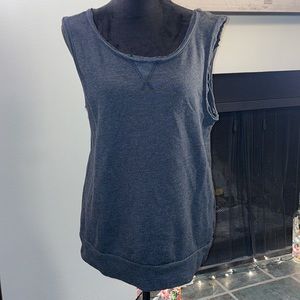 Fabletics: Sweatshirt material tank